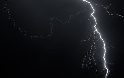 ungrounded 5 - a Photographic Art Artowrk by LYNNE ROBERTS-GOODWIN